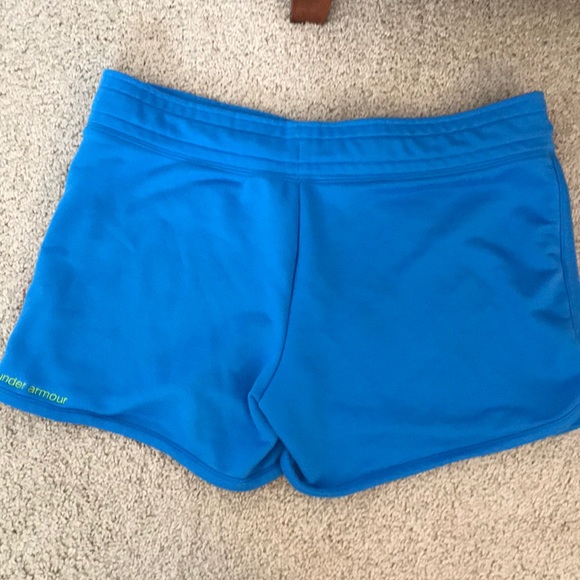 Blue Under Armour shorts size medium - Picture 2 of 3